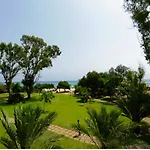 Villaggio Piscina Rei *