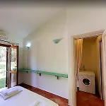 Parco vacanze Villaggio Piscina Rei Monte Nai