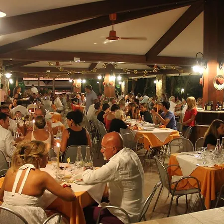 Holiday park Villaggio Piscina Rei Monte Nai