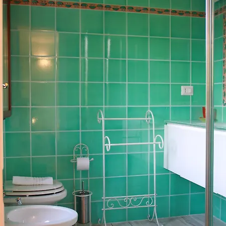 Villaggio Piscina Rei *