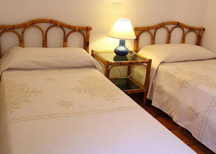 Villaggio Piscina Rei *